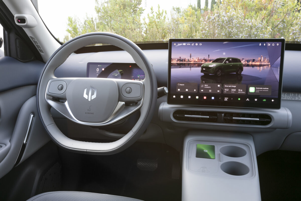 Leapmotor B03X: SUV за 23 900 евро, който се усеща по-скъп, по-бърз и по-голям